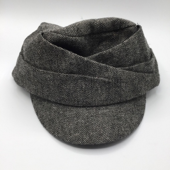 Banana Republic Accessories - Banana Republic Herringbone Hat L/Xl 55%Wool